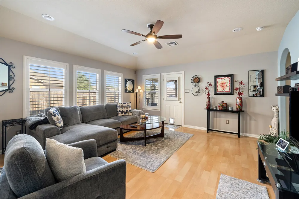 339 Strawberry Blonde Drive Buda, TX 78610