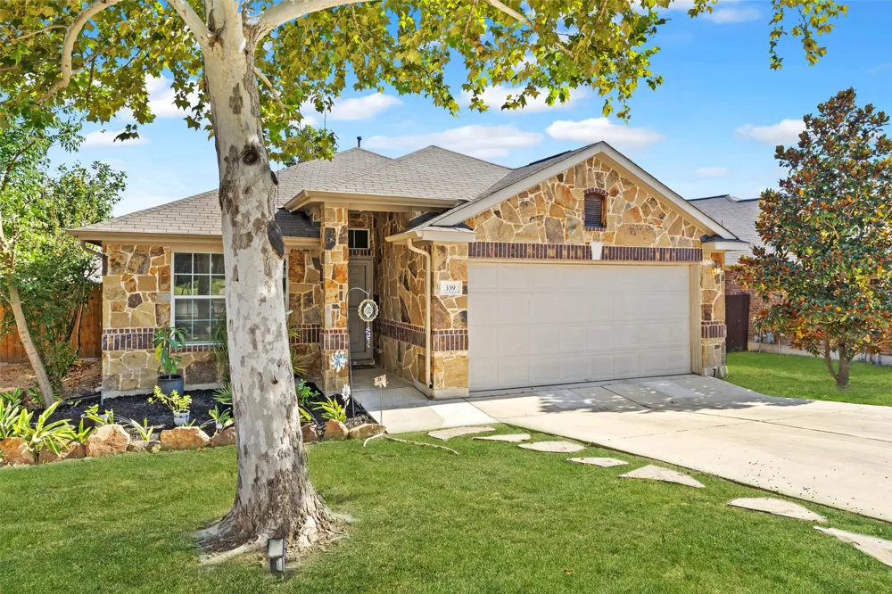 339 Strawberry Blonde Drive Buda, TX 78610
