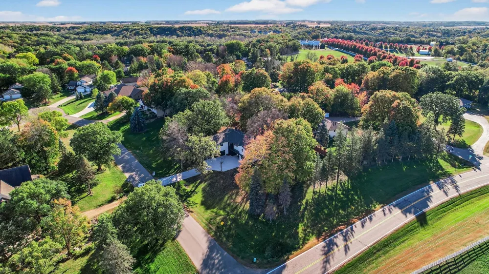 20026 Twin Oaks Circle Jordan, MN 55352