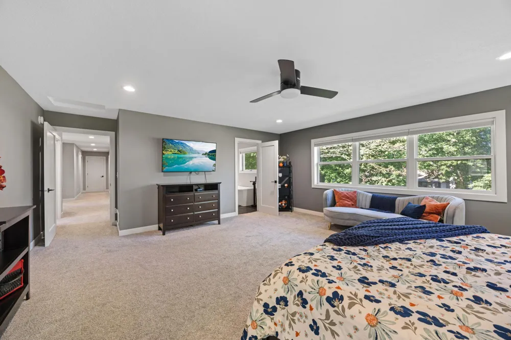 20026 Twin Oaks Circle Jordan, MN 55352