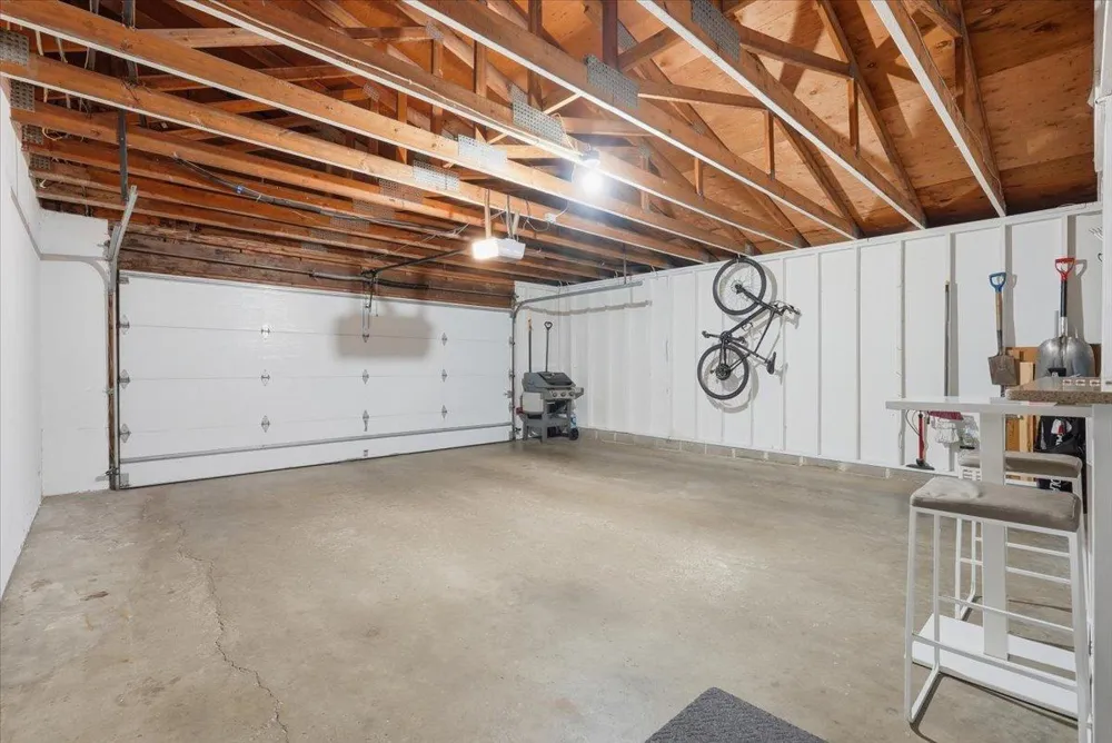 1251 Archer Lane Plymouth, MN 55447
