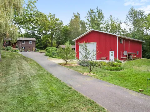 1373 Pine View Trail