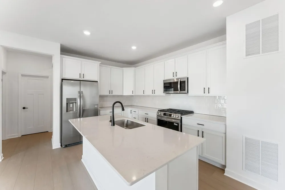 8932 Periwinkle Boulevard Woodbury, MN 55129