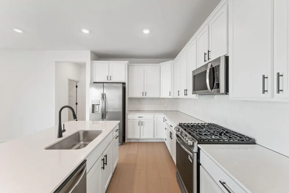 8932 Periwinkle Boulevard Woodbury, MN 55129