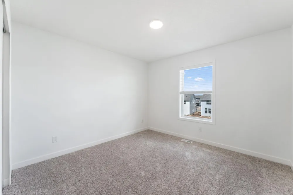 8932 Periwinkle Boulevard Woodbury, MN 55129
