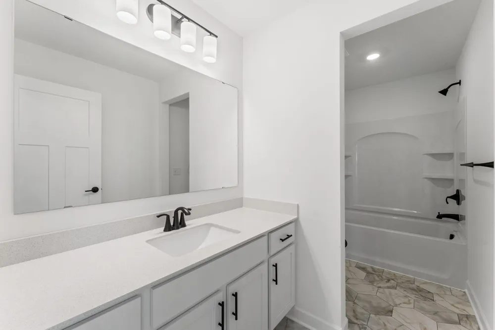 8932 Periwinkle Boulevard Woodbury, MN 55129