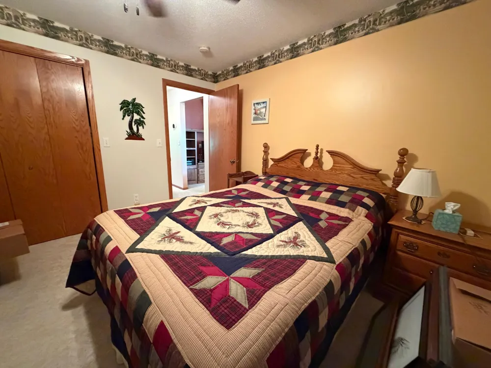 217 Green Lea Lane Albert Lea, MN 56007
