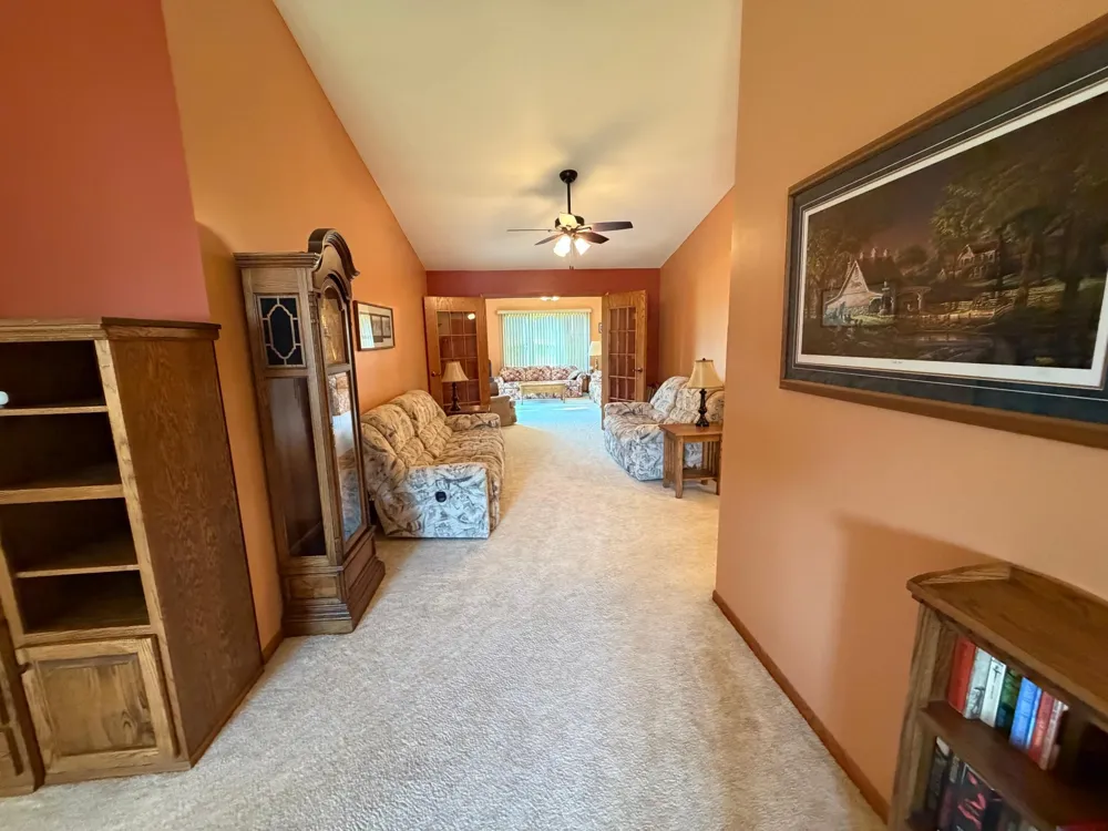 217 Green Lea Lane Albert Lea, MN 56007