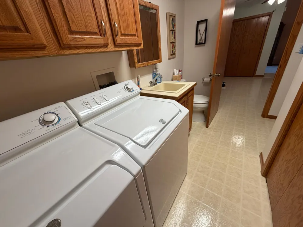 217 Green Lea Lane Albert Lea, MN 56007