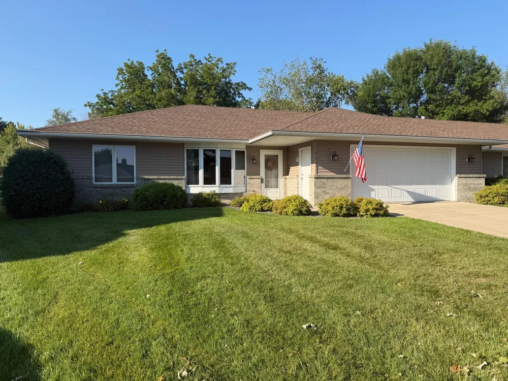 217 Green Lea Lane Albert Lea, MN 56007