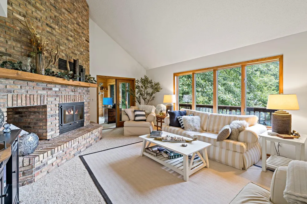 19977 Keystone Avenue Forest Lake, MN 55025