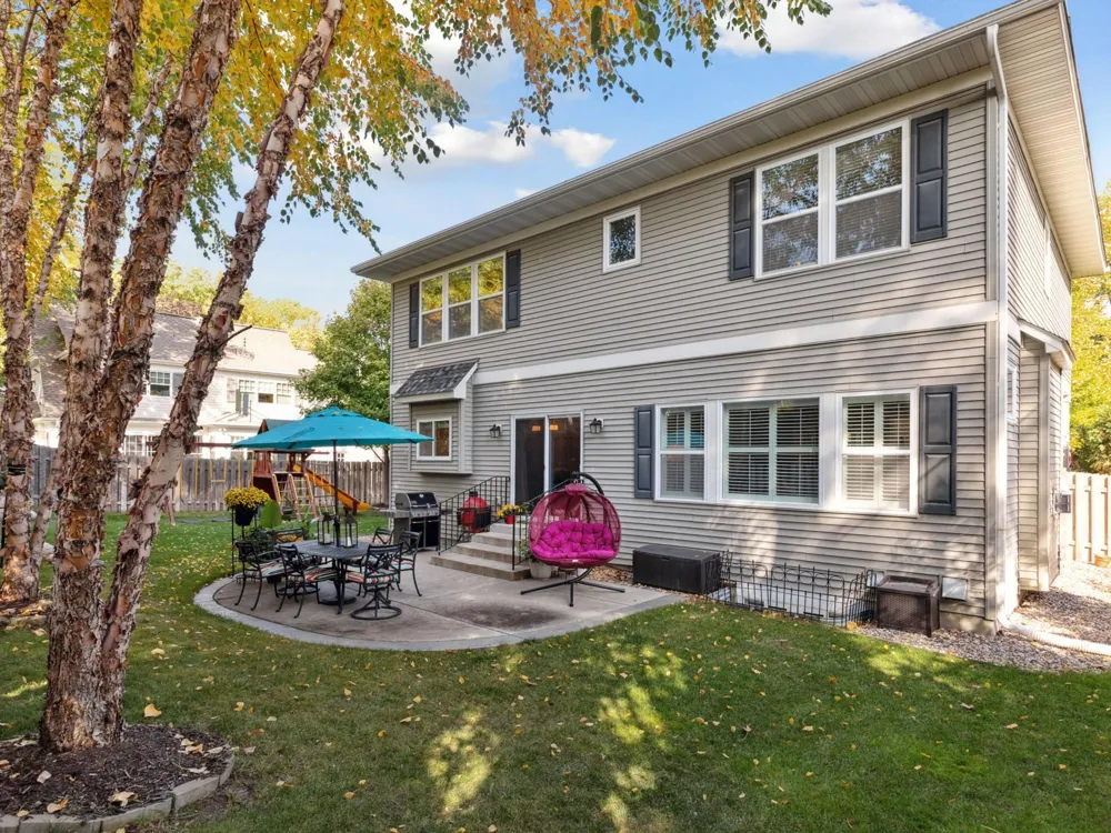 5209 W 48th Street Edina, MN 55436
