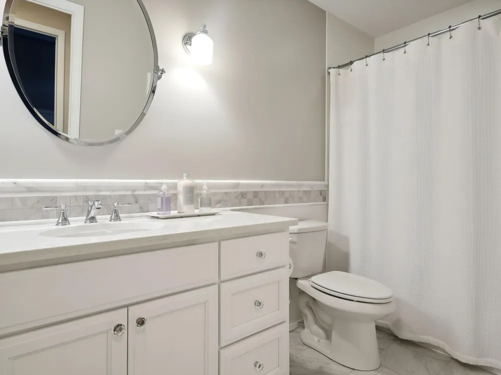 5209 W 48th Street Edina, MN 55436