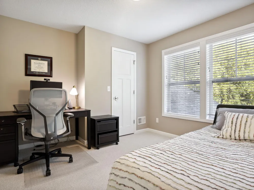 5209 W 48th Street Edina, MN 55436
