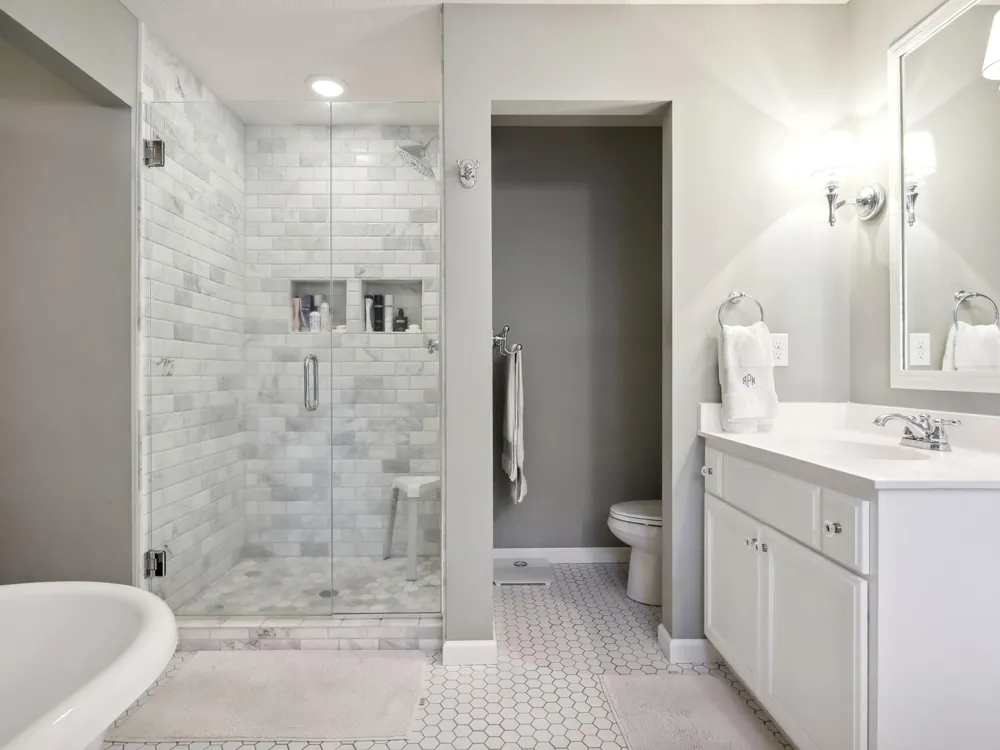 5209 W 48th Street Edina, MN 55436