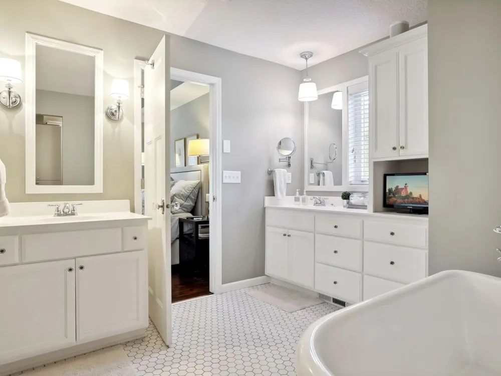 5209 W 48th Street Edina, MN 55436