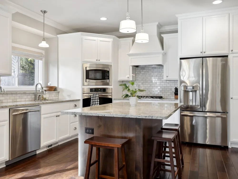 5209 W 48th Street Edina, MN 55436