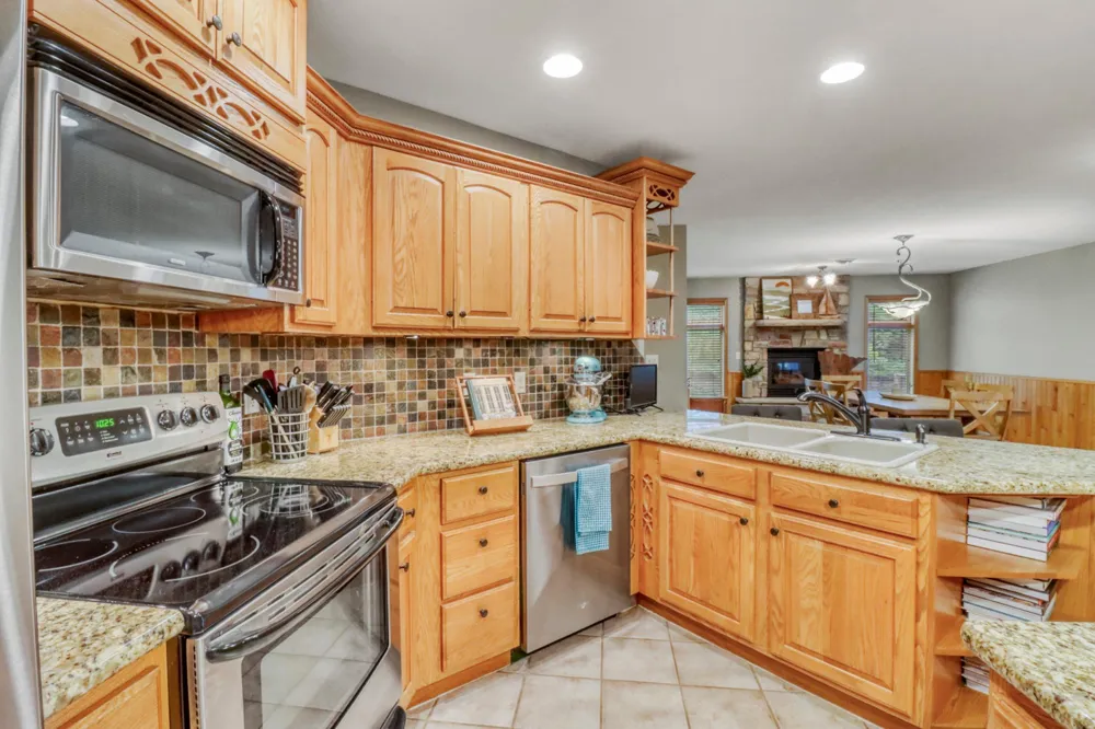 1373 Burroughs Road Detroit Lakes, MN 56501
