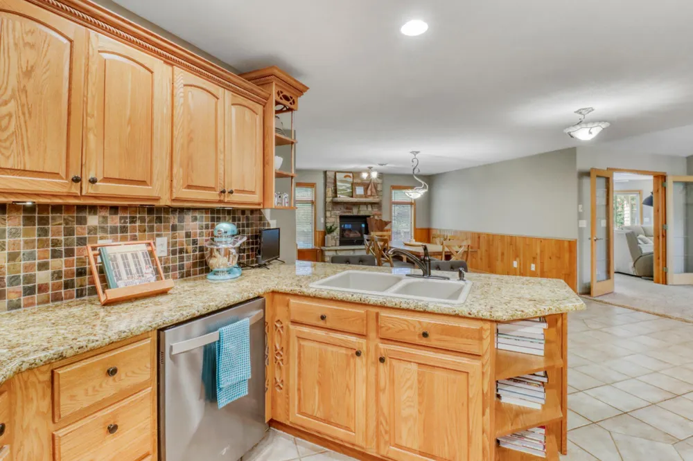 1373 Burroughs Road Detroit Lakes, MN 56501