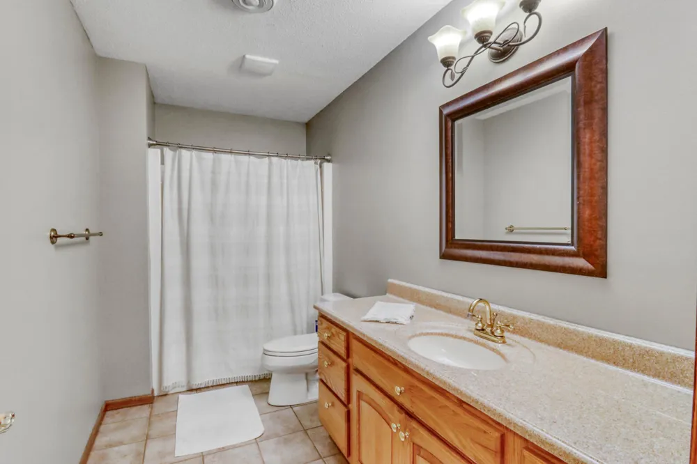 1373 Burroughs Road Detroit Lakes, MN 56501