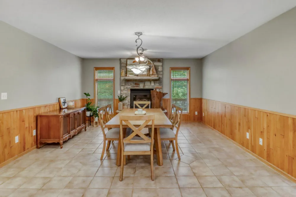 1373 Burroughs Road Detroit Lakes, MN 56501