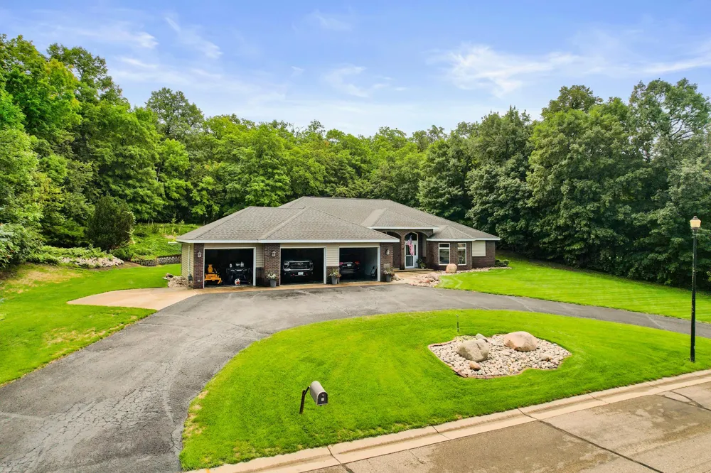 1373 Burroughs Road Detroit Lakes, MN 56501
