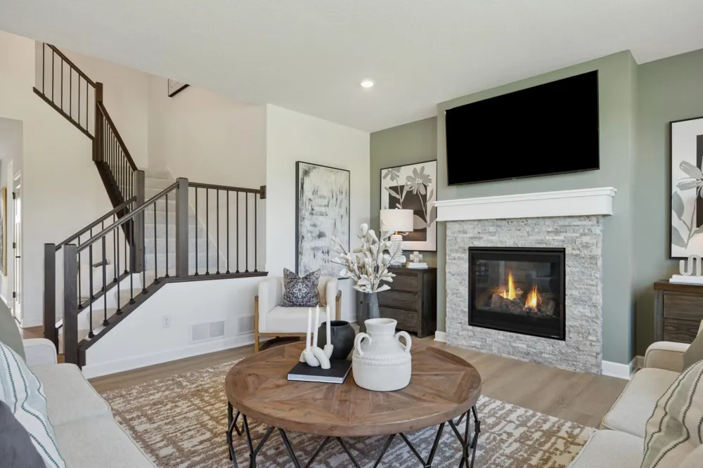 2702 Wood Duck Trail Shakopee, MN 55379