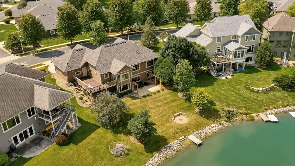 4010 Autumn Lake Court SW Rochester, MN 55902