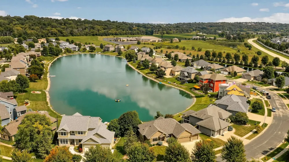 4010 Autumn Lake Court SW Rochester, MN 55902