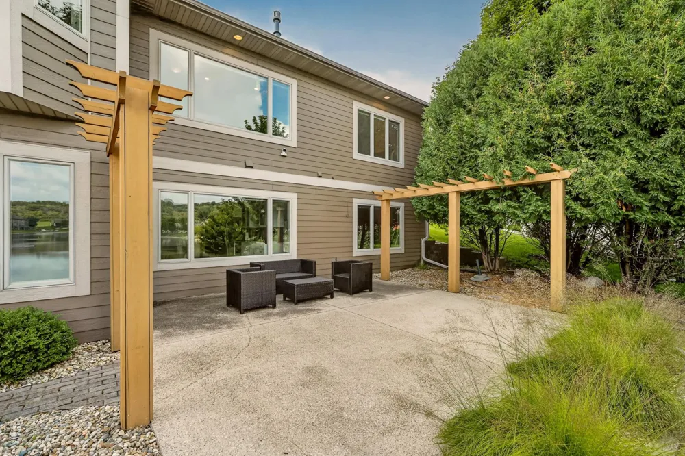 4010 Autumn Lake Court SW Rochester, MN 55902