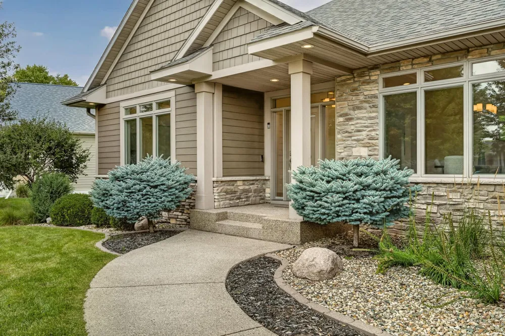 4010 Autumn Lake Court SW Rochester, MN 55902