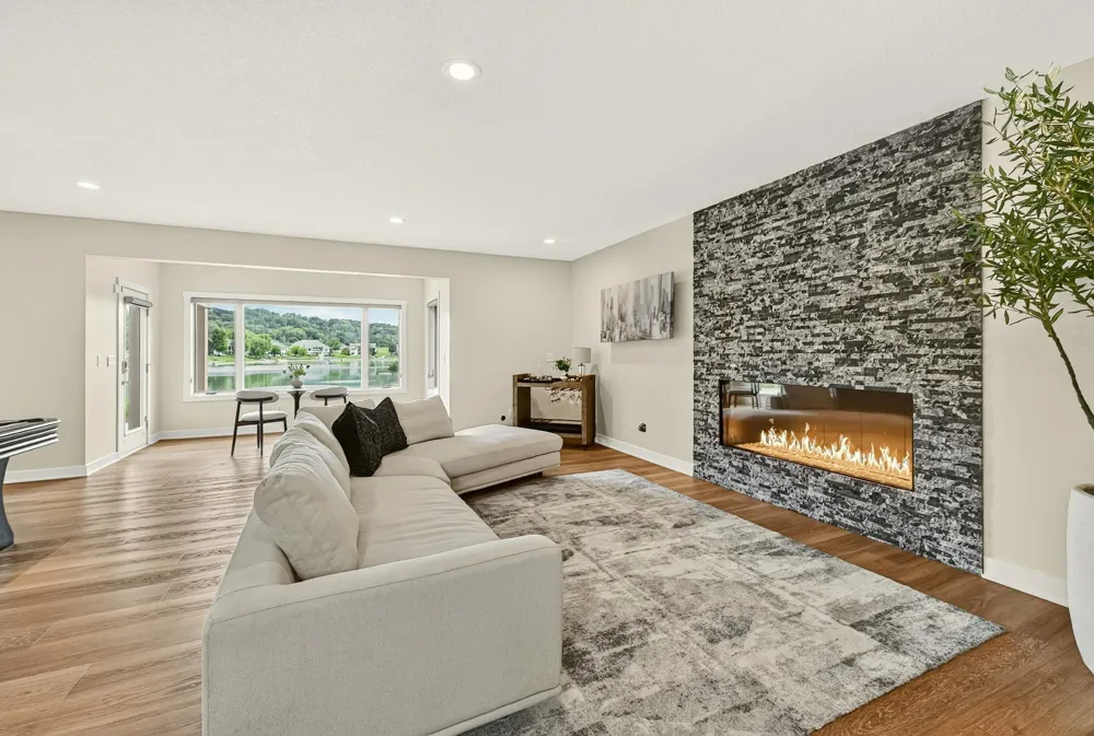 4010 Autumn Lake Court SW Rochester, MN 55902