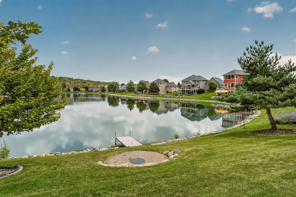 4010 Autumn Lake Court SW Rochester, MN 55902