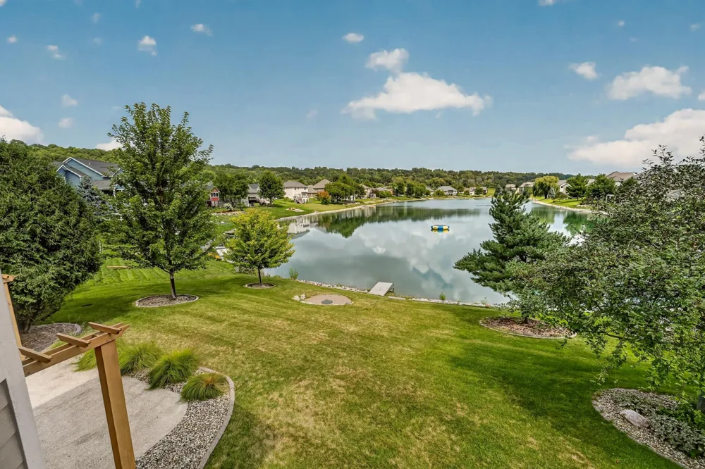 4010 Autumn Lake Court SW Rochester, MN 55902