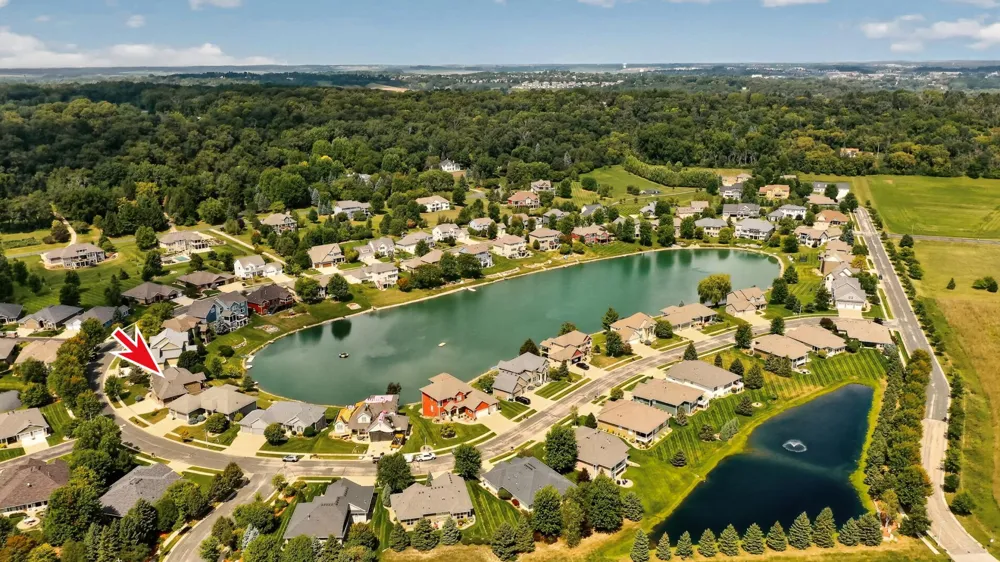 4010 Autumn Lake Court SW Rochester, MN 55902