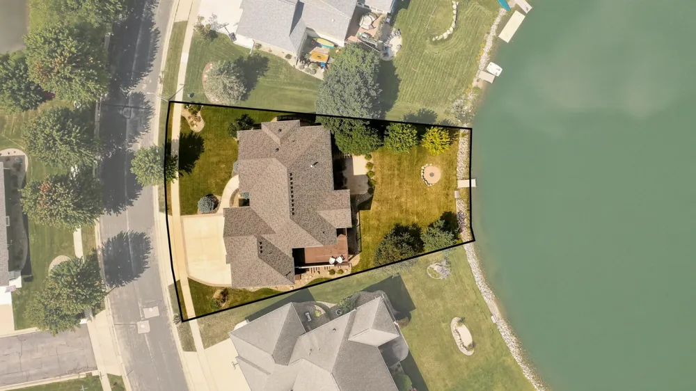 4010 Autumn Lake Court SW Rochester, MN 55902