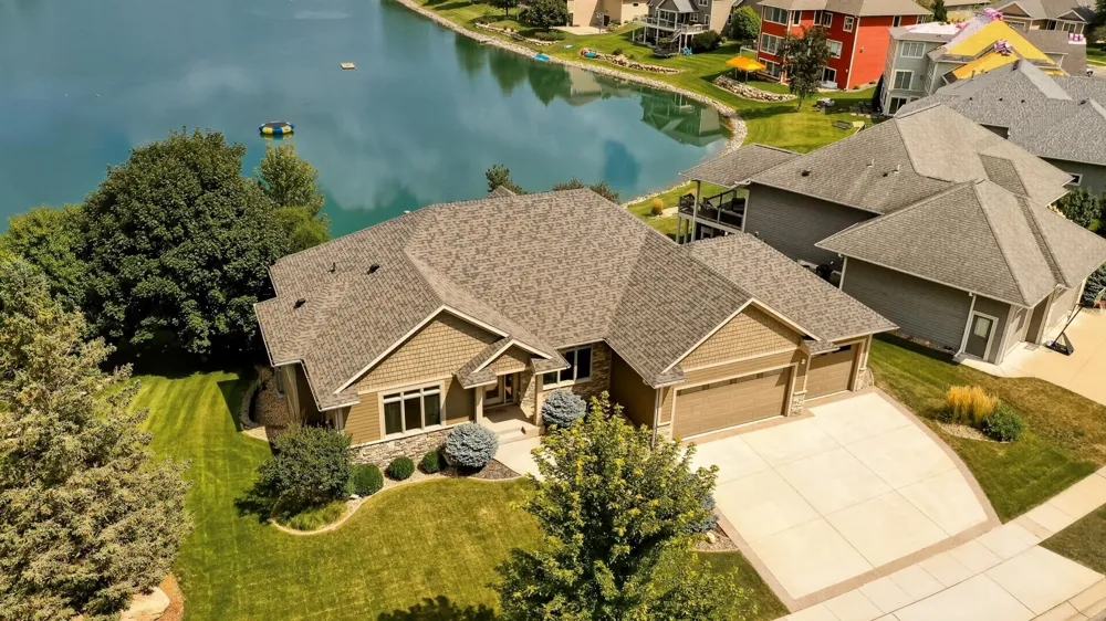 4010 Autumn Lake Court SW Rochester, MN 55902