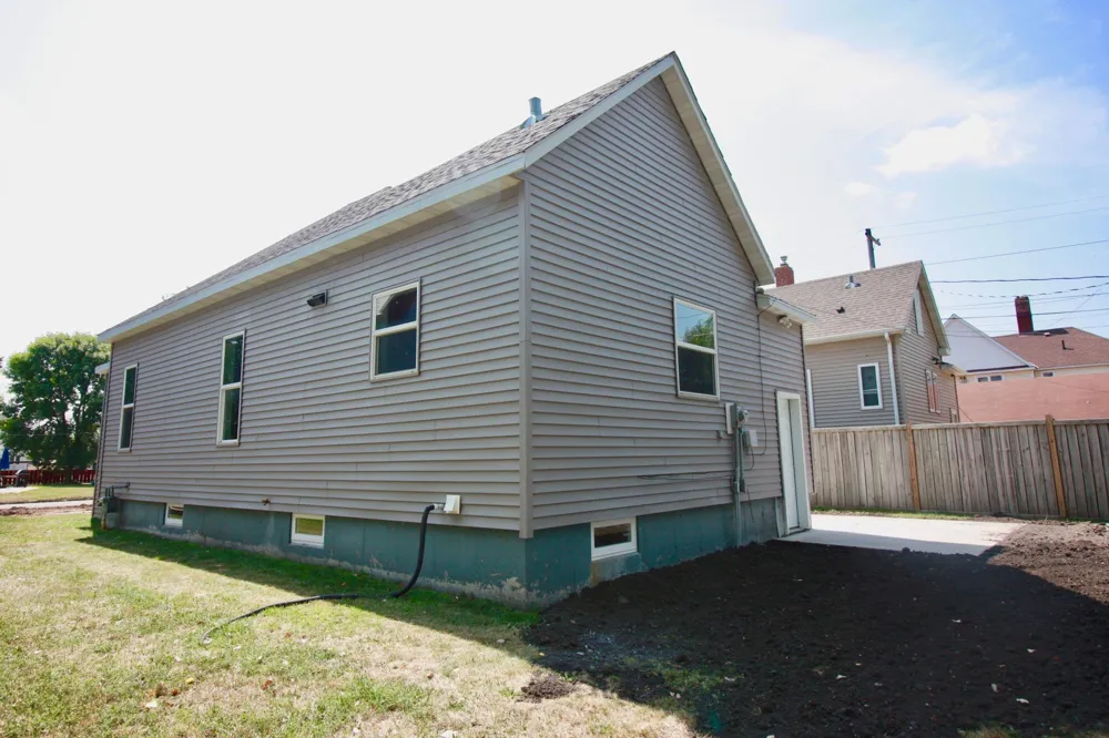 518 Andrews Avenue Breckenridge, MN 56520
