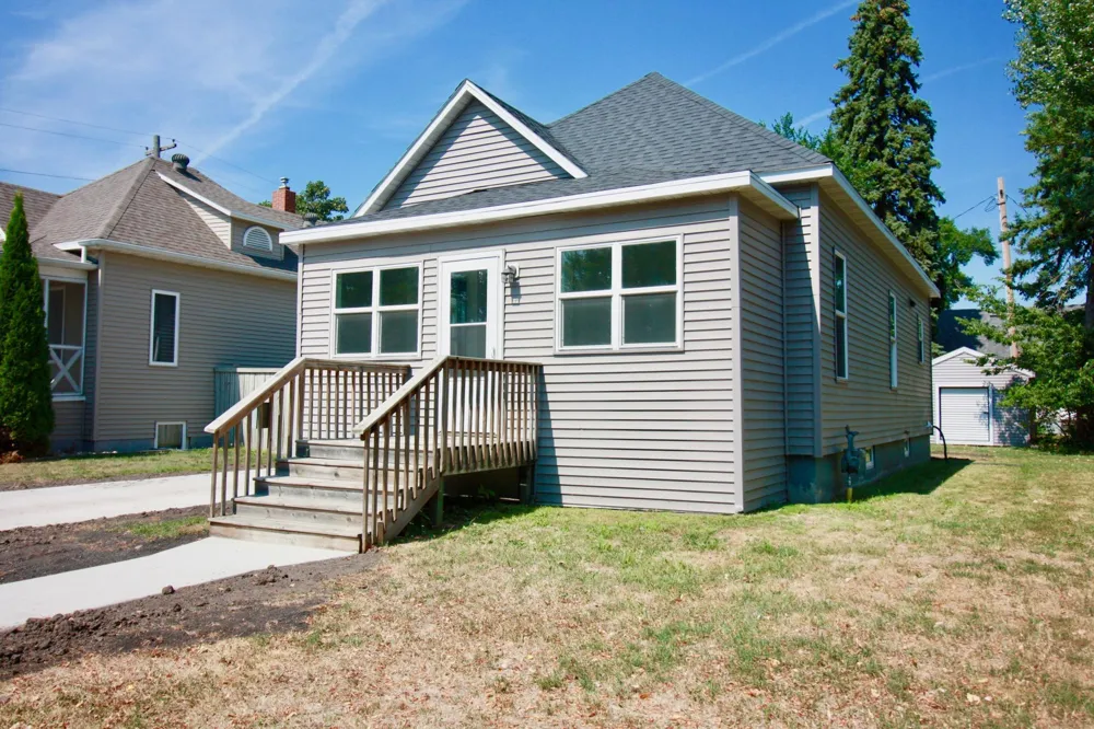 518 Andrews Avenue Breckenridge, MN 56520