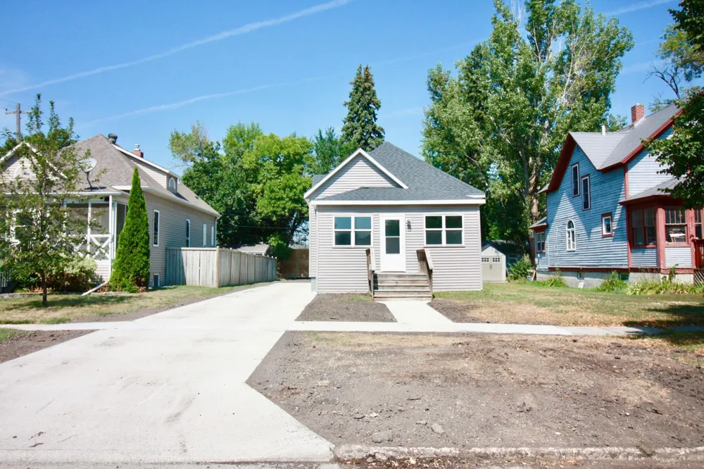 518 Andrews Avenue Breckenridge, MN 56520