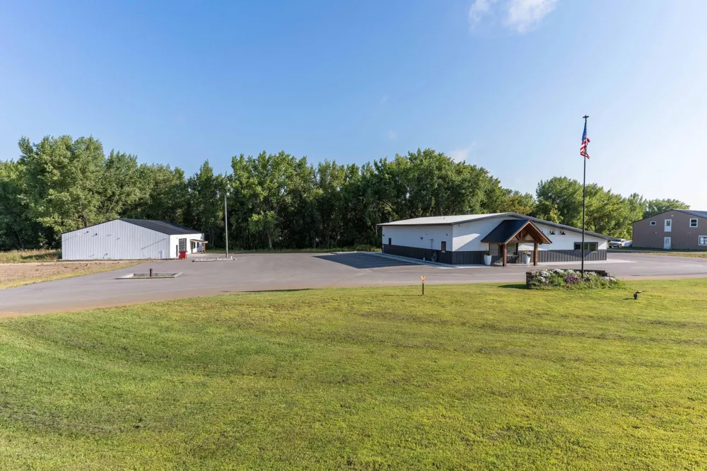 3327 E Fir Avenue Fergus Falls, MN 56537