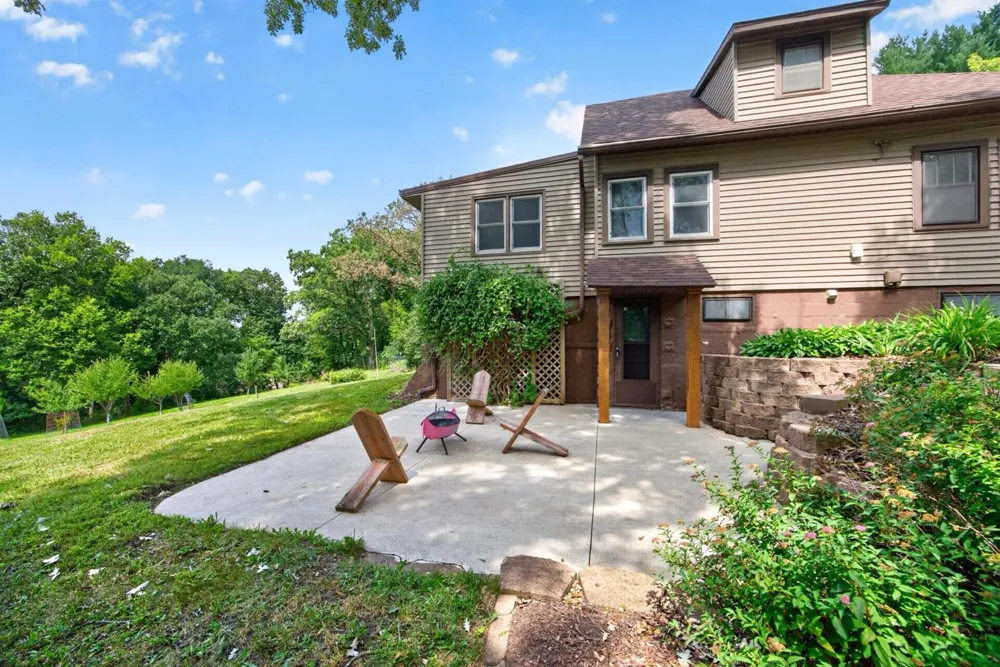 2505 E River Road NE Rochester, MN 55906