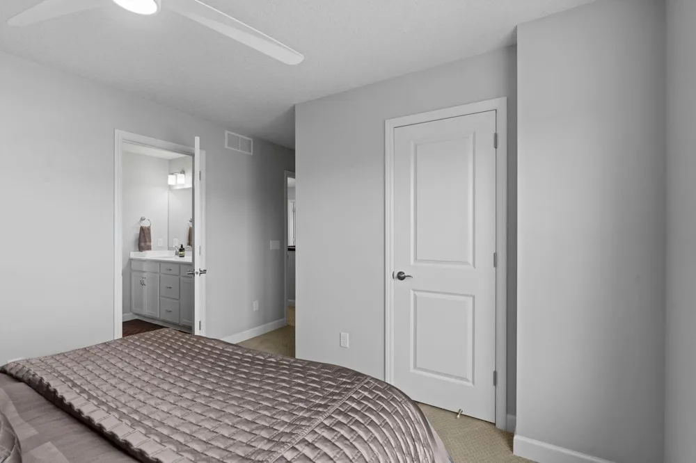 4313 Schilling Way Woodbury, MN 55129