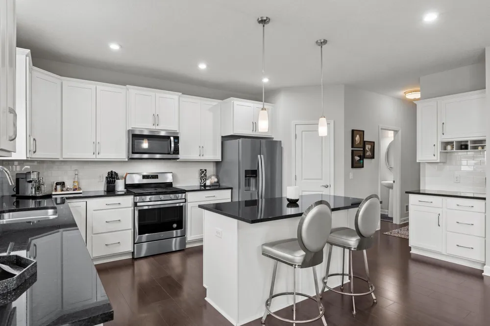 4313 Schilling Way Woodbury, MN 55129