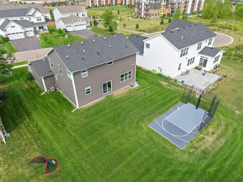 4313 Schilling Way Woodbury, MN 55129