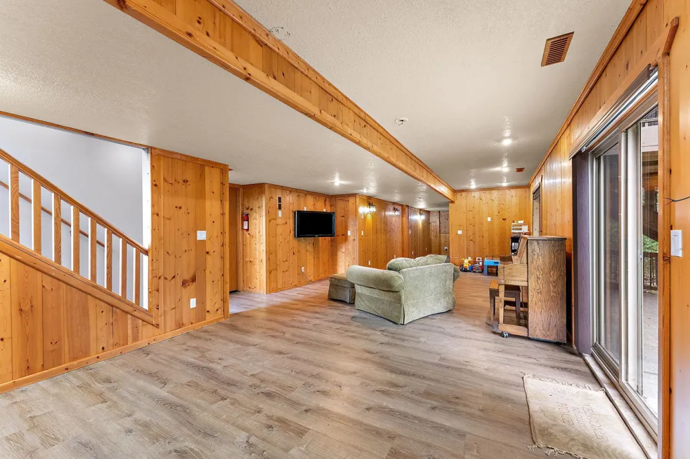 2554 Haller Lane E Maplewood, MN 55119