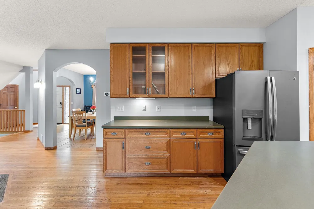 2554 Haller Lane E Maplewood, MN 55119