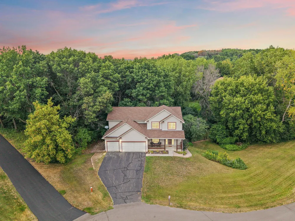 2554 Haller Lane E Maplewood, MN 55119