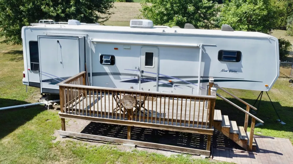 48481 Baileys Bay Road Big Stone City, SD 57216