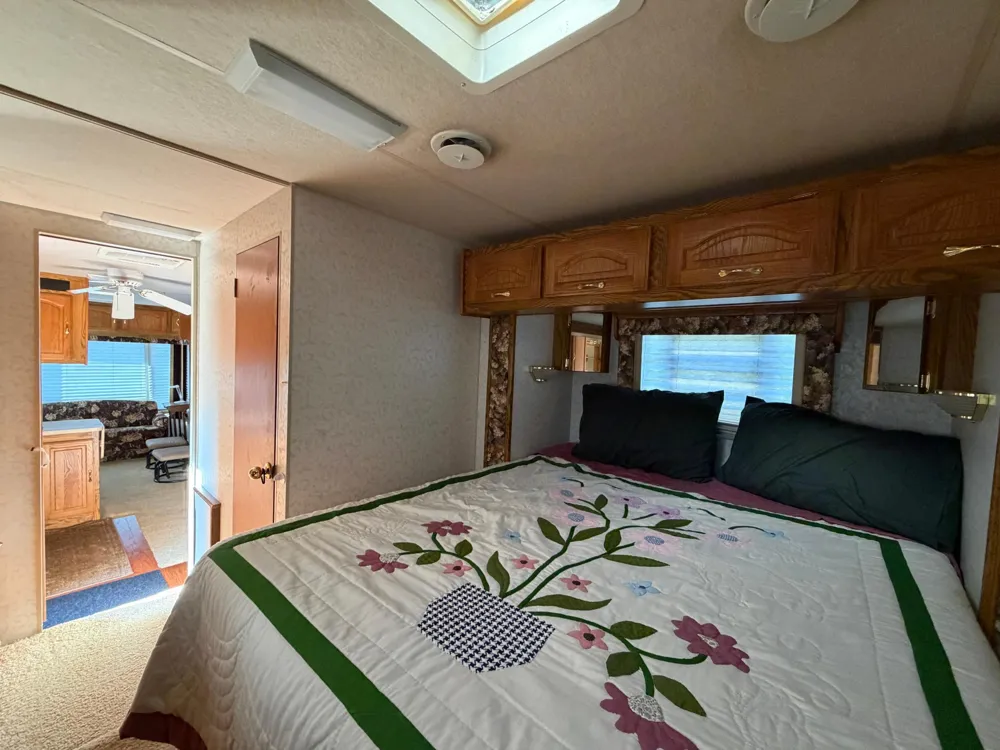 48481 Baileys Bay Road Big Stone City, SD 57216